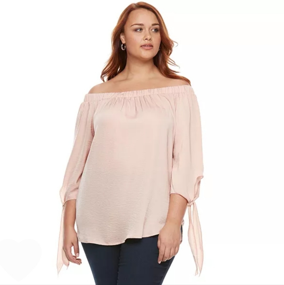 Off shoulder satin peach top
